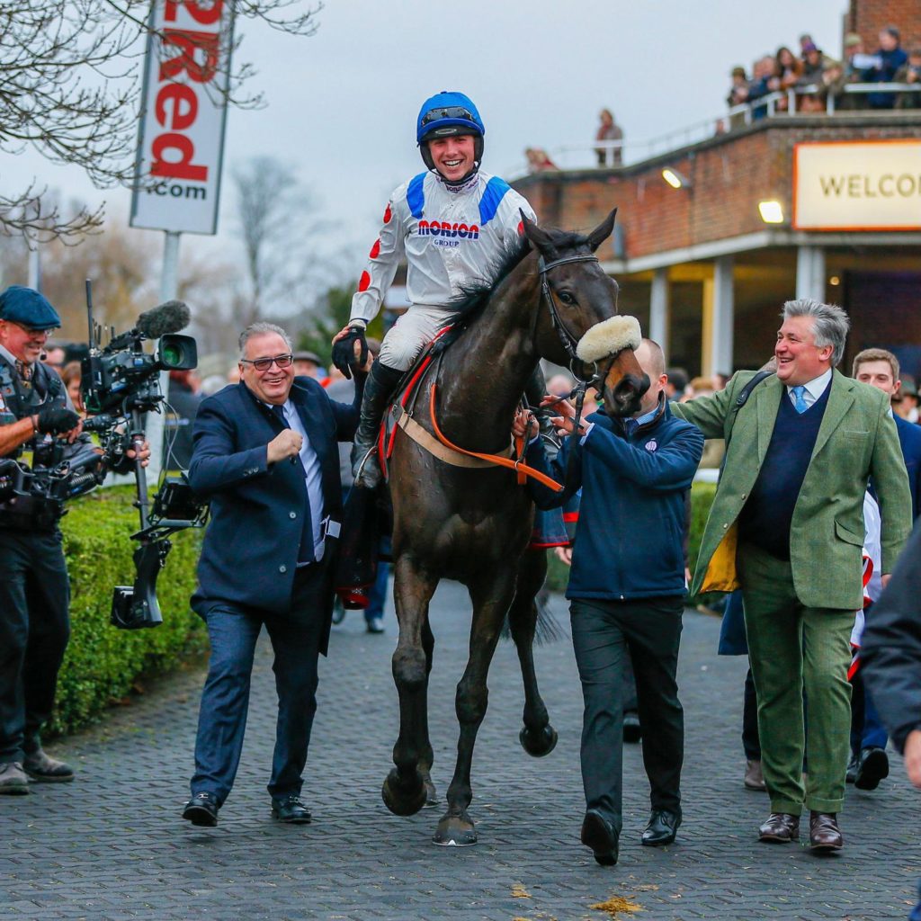 Harry Cobden wins the King George with Clan Des Obeaux