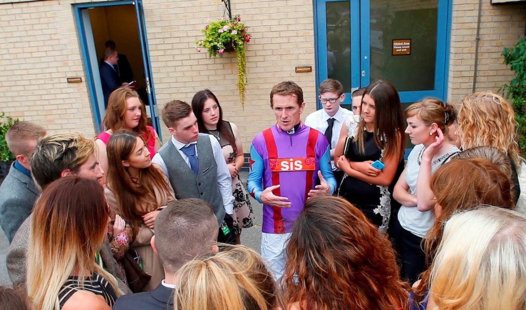Tony McCoy chatting with students at Northern Racing College
