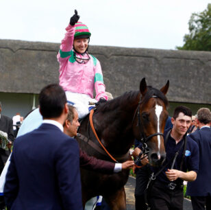 Hayley Turner - First British Woman To 1000 Winners - Great British Racing