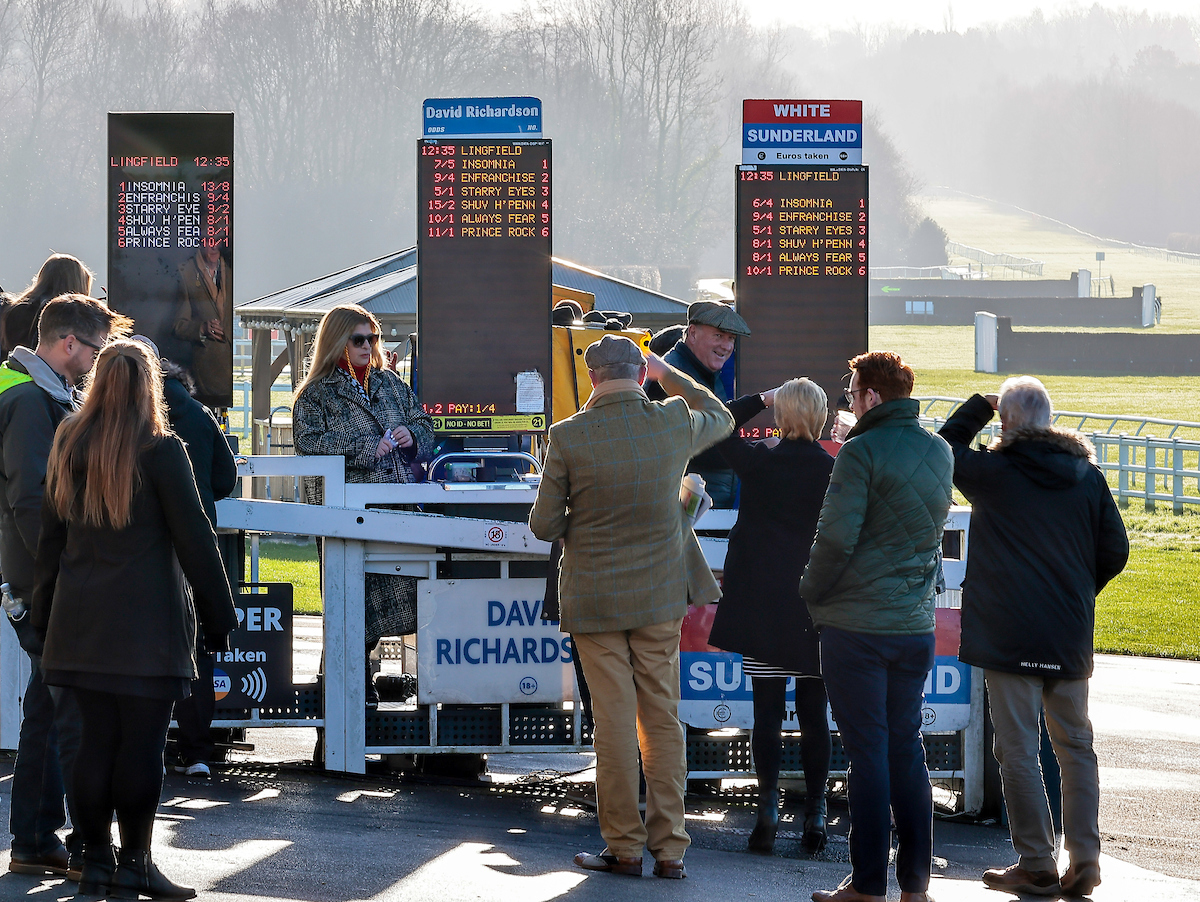 How To Place A Bet At Horse Racing &ndash; Great British Racing
