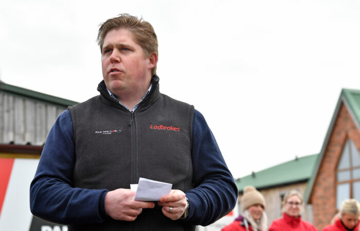 Skelton Leads as Finale to Titanic Trainers Title Tussle Nears - Great ...