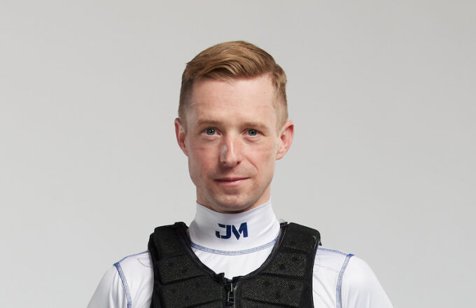 Meet The Jockeys - Great British Racing